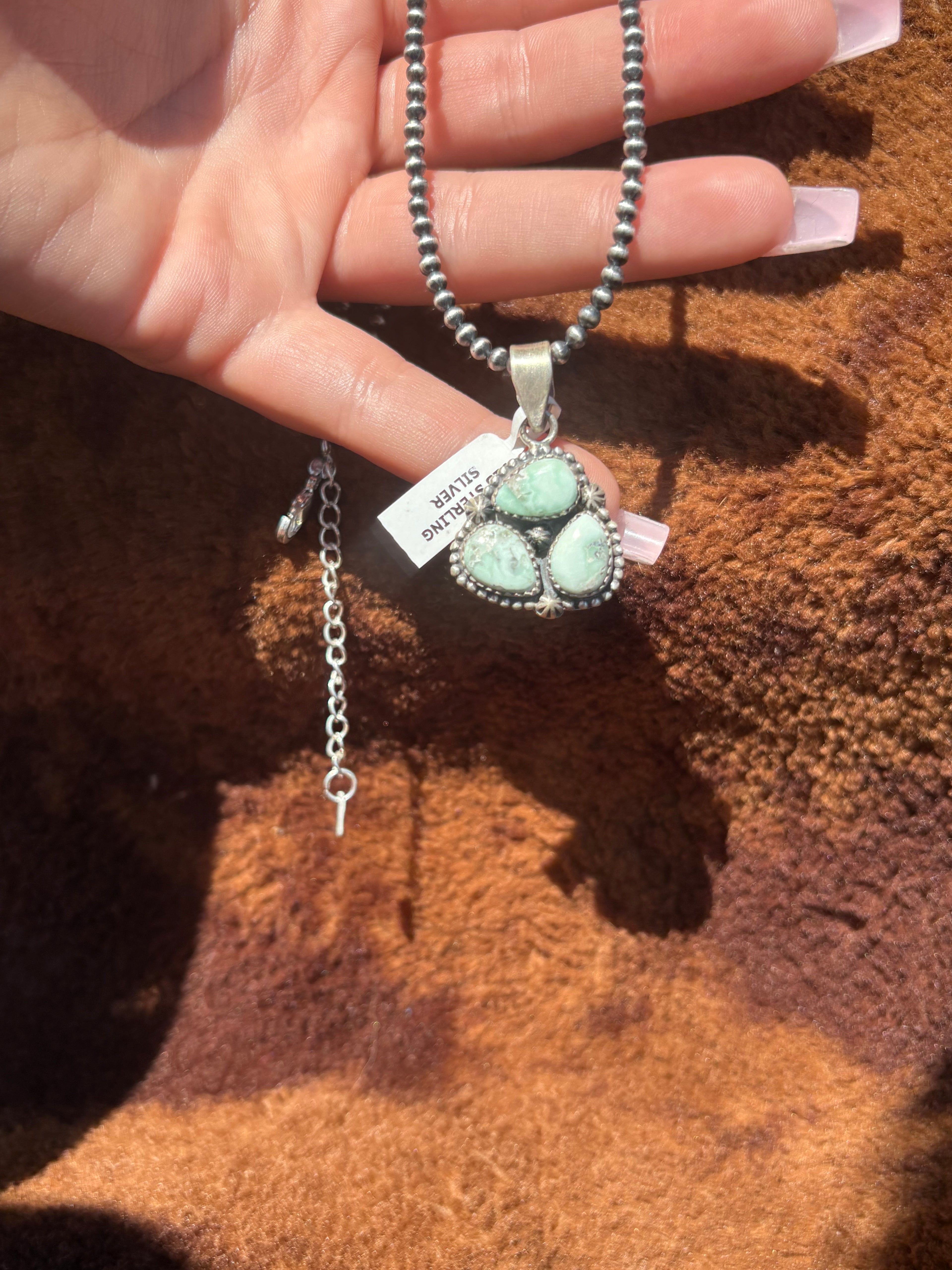 Paloma pendant
