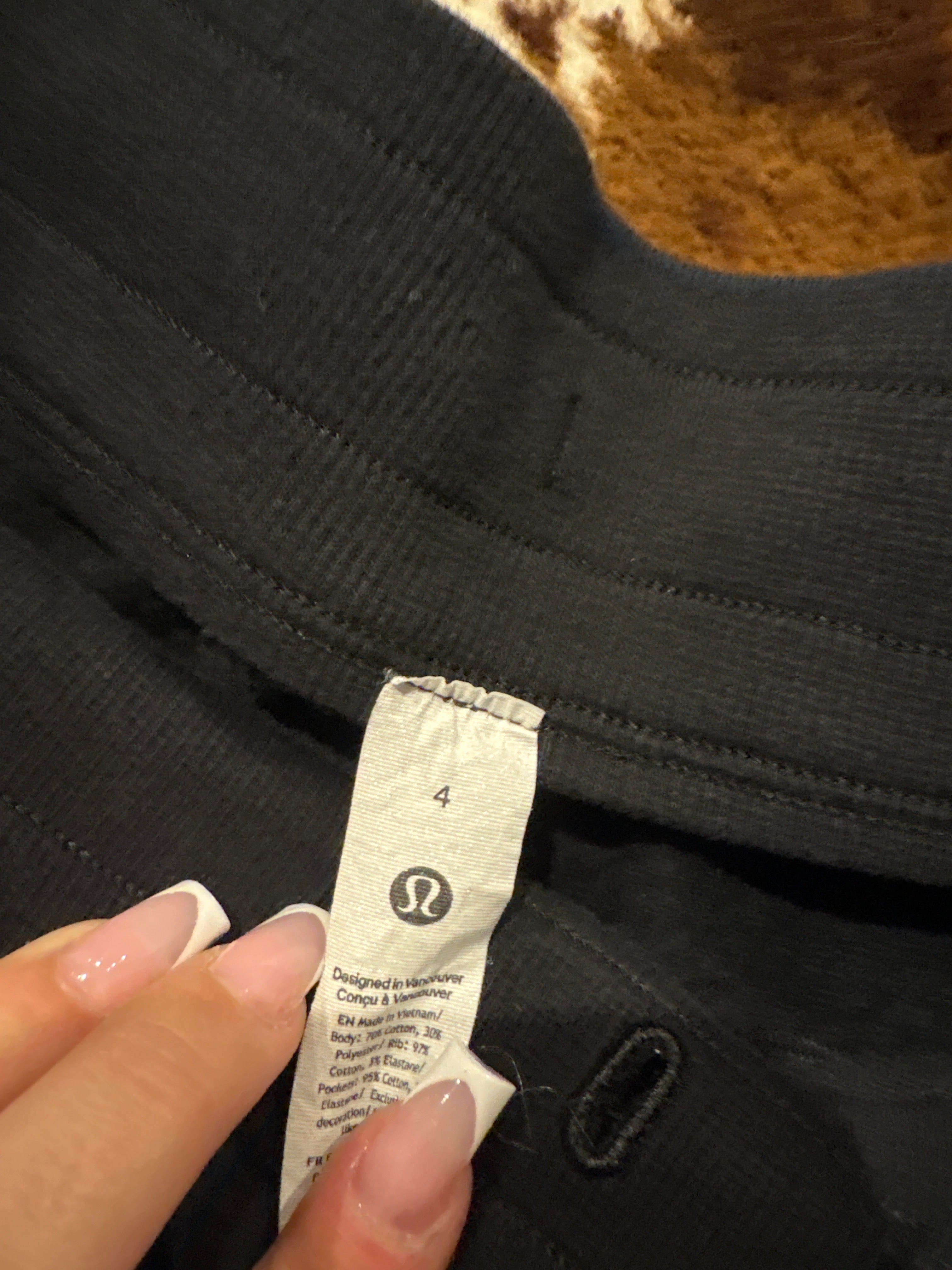 Lulu scuba shorts