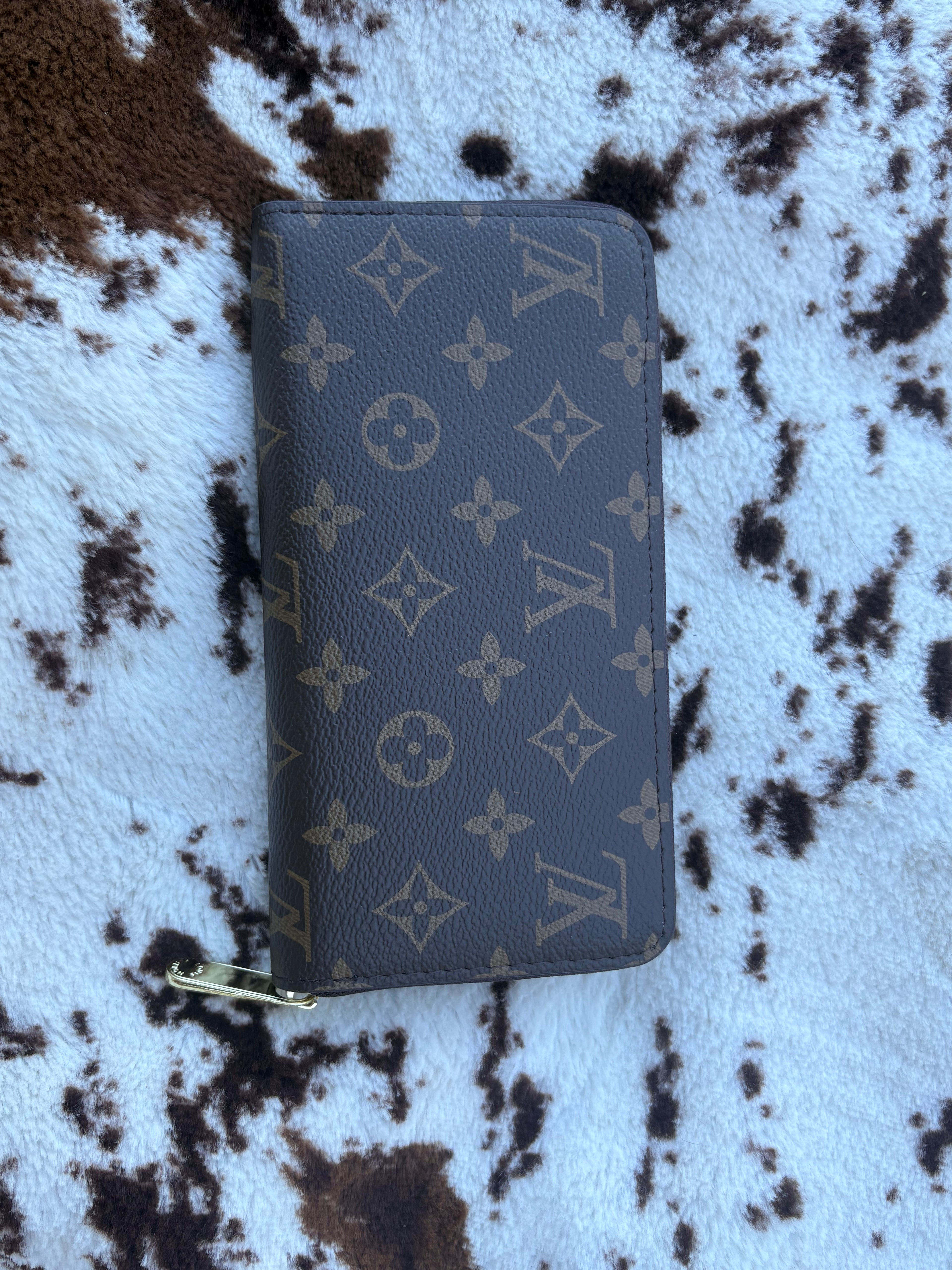 LV wallet