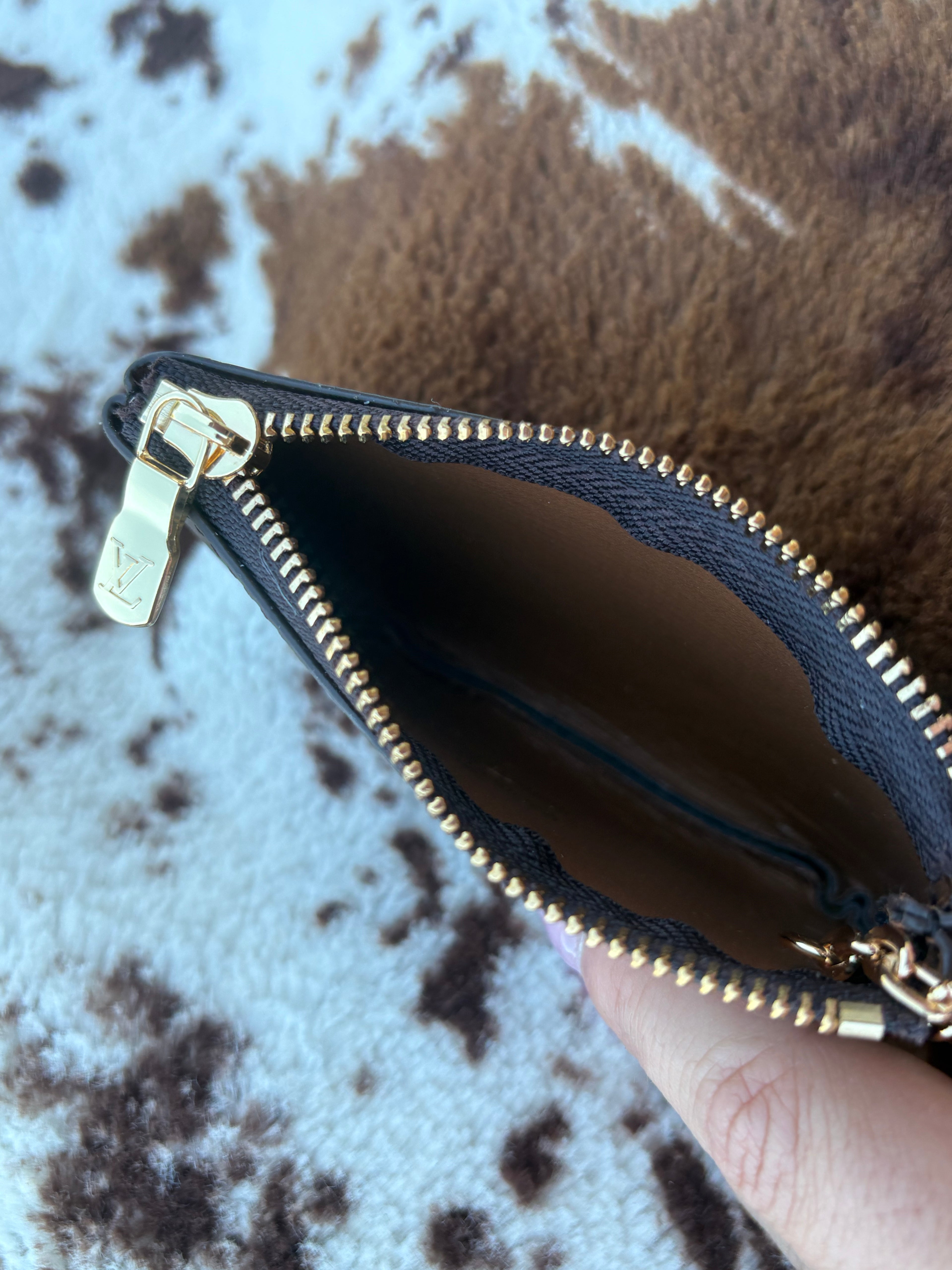 LV coin purse