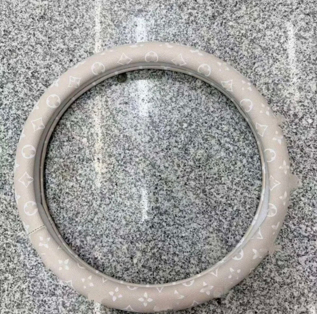 LV steering wheel cover
